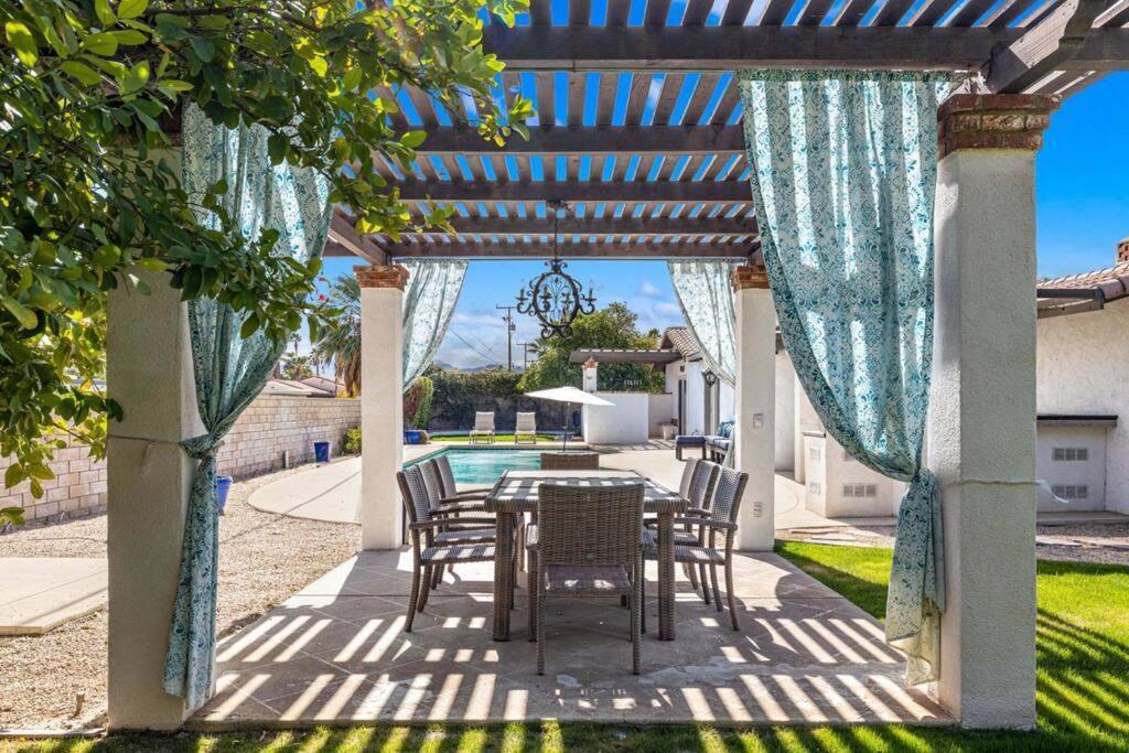 הוילה פאלם ספרינגס The Sunny Side House מראה חיצוני תמונה
