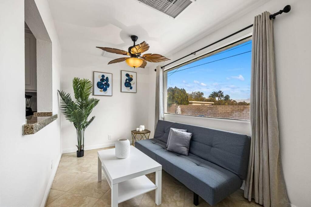 הוילה פאלם ספרינגס The Sunny Side House מראה חיצוני תמונה